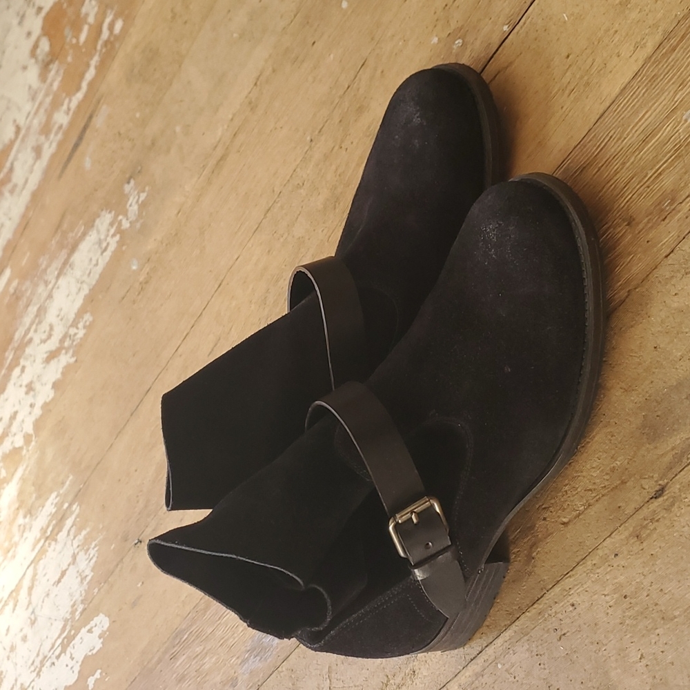 Vintage Swayed Black Boots Aerosoles Beata Woman's Boots